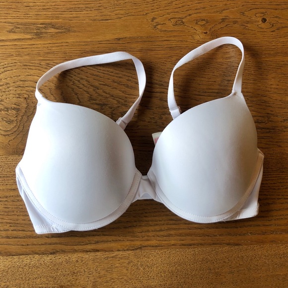 Victoria’s Secret PINK bra